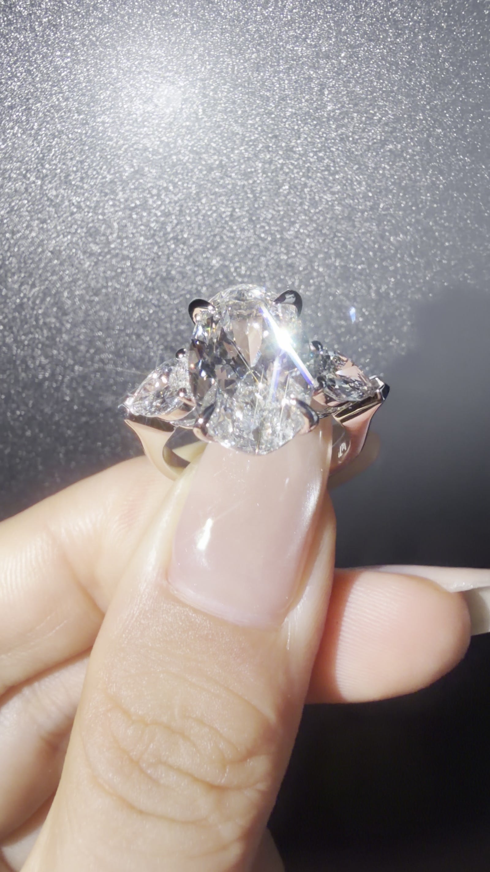 QIORA 5.00ct lab diamond ring on hand